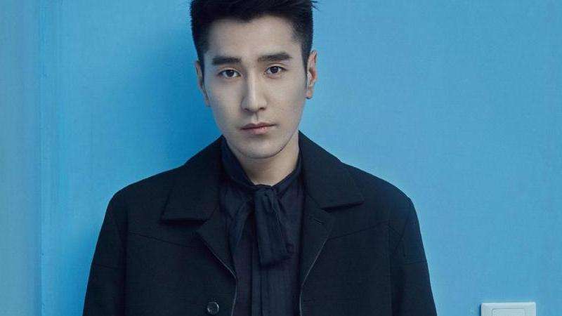 发现赵又廷的Facebook账号和精彩动态